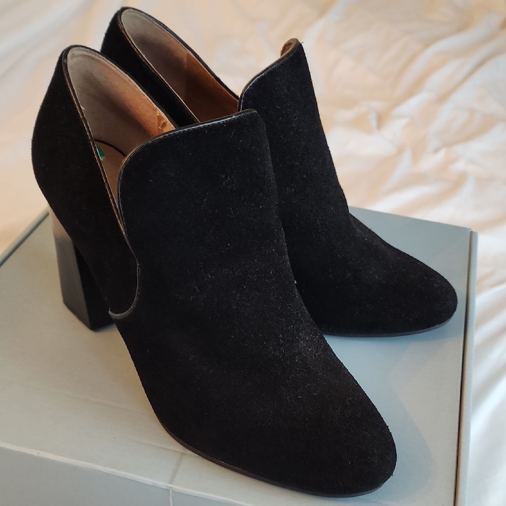 Lucky Brand Black Suede Ankle Booties